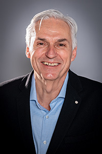 Martin E. Tuider